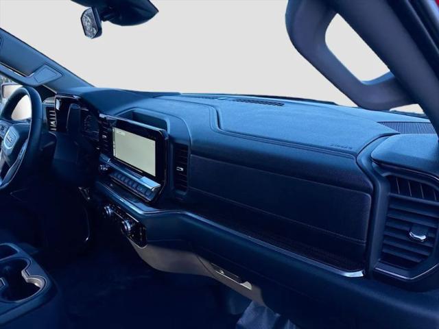 2025 GMC Sierra 1500 4WD Crew Cab Short Box Elevation with 3VL
