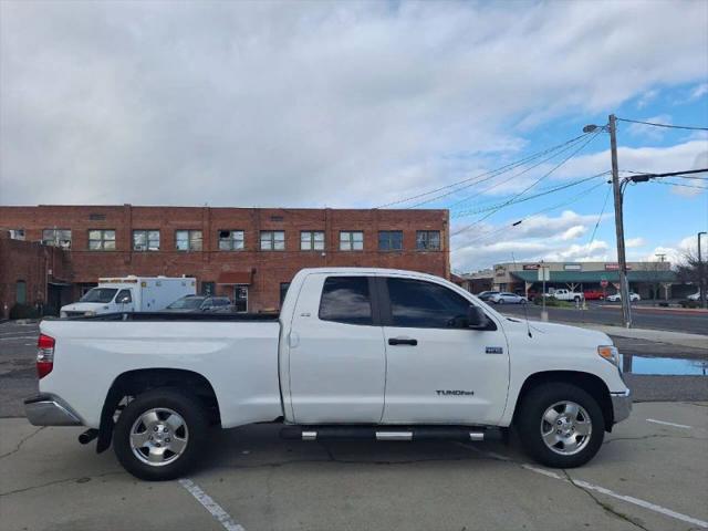 2015 Toyota Tundra SR5 5.7L V8