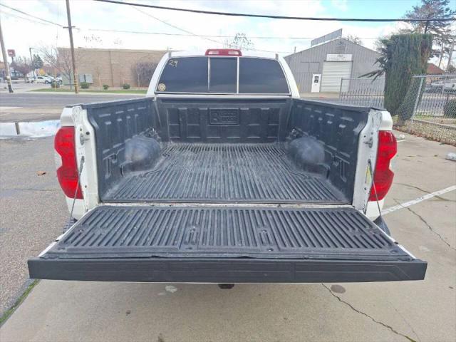 2015 Toyota Tundra SR5 5.7L V8