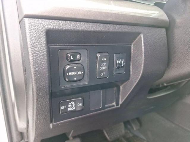 2015 Toyota Tundra SR5 5.7L V8