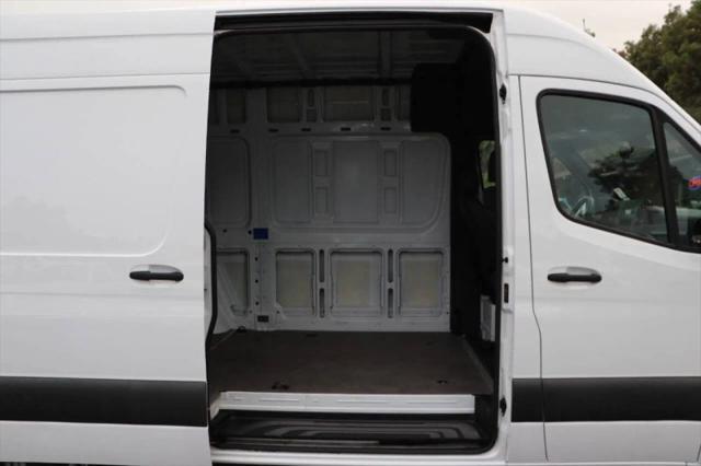 2021 Mercedes-Benz Sprinter 2500 Standard Roof I4
