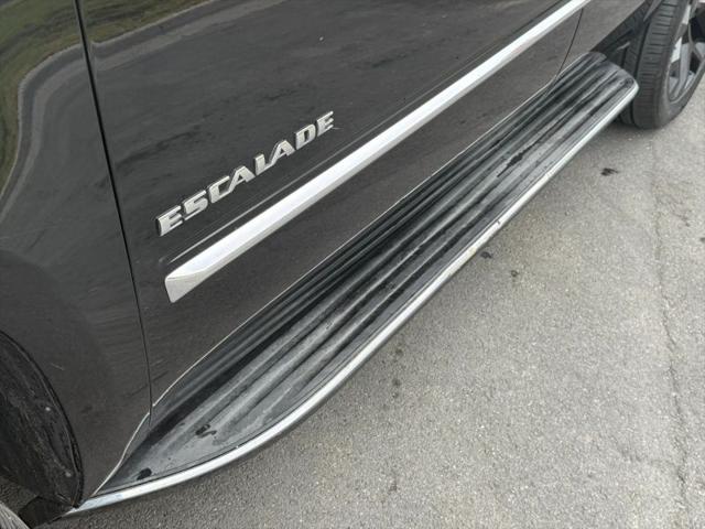 2014 Cadillac Escalade Luxury
