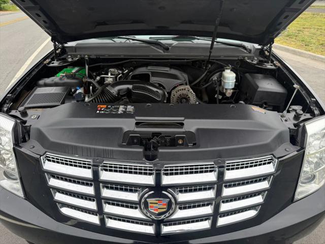 2014 Cadillac Escalade Luxury