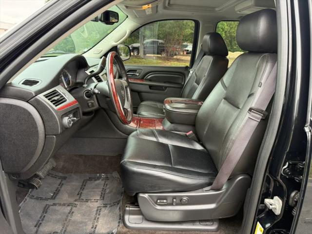 2014 Cadillac Escalade Luxury