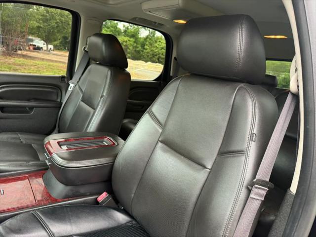 2014 Cadillac Escalade Luxury