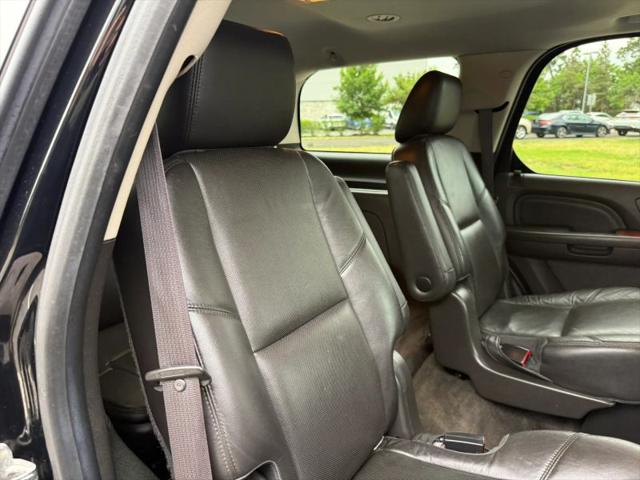 2014 Cadillac Escalade Luxury