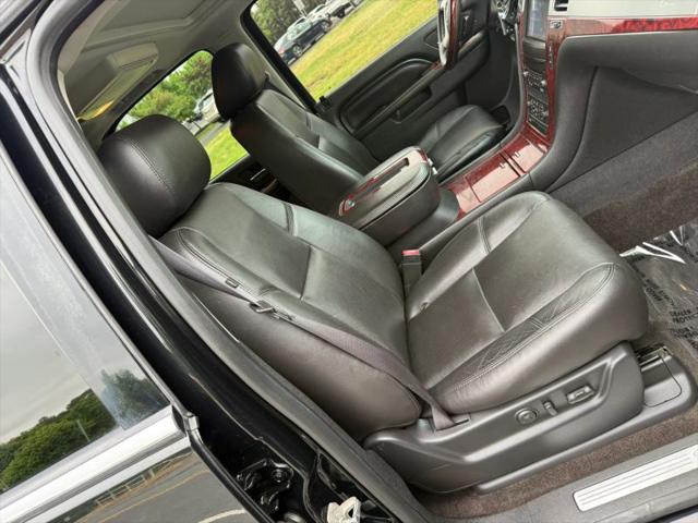 2014 Cadillac Escalade Luxury