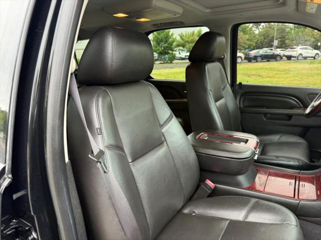 2014 Cadillac Escalade Luxury
