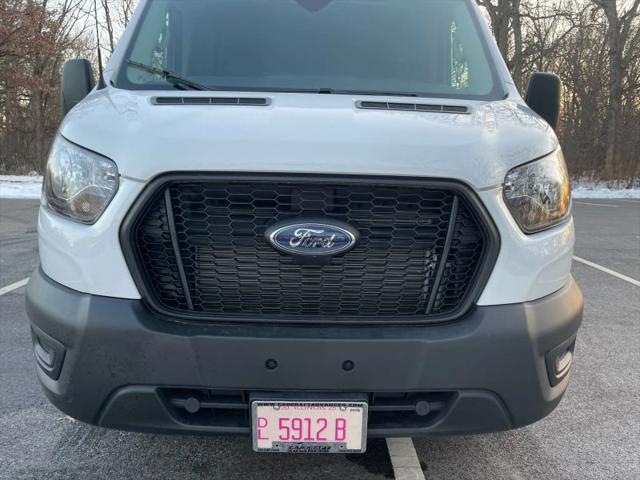 2022 Ford Transit Cargo Van Base