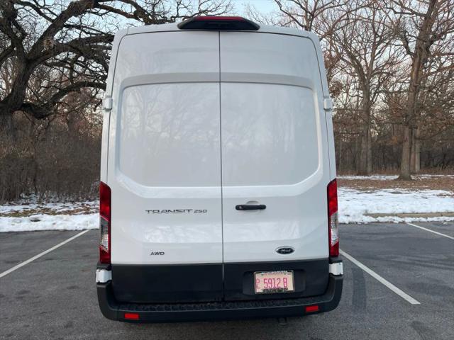 2022 Ford Transit Cargo Van Base