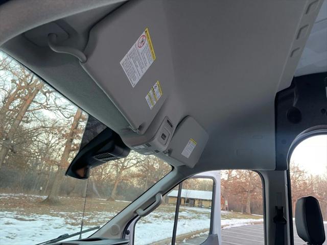 2022 Ford Transit Cargo Van Base
