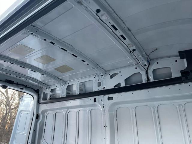 2022 Ford Transit Cargo Van Base