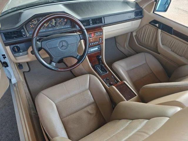 1995 Mercedes-Benz E 320 E 320