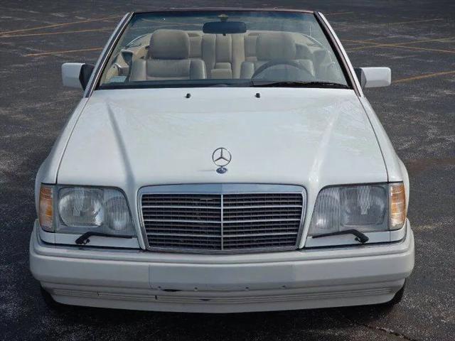 1995 Mercedes-Benz E 320 E 320