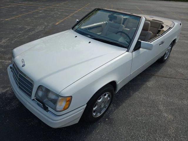 1995 Mercedes-Benz E 320 E 320