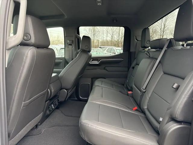 2026 GMC Sierra 1500 Crew Cab, Short Bed, SLT, 4WD