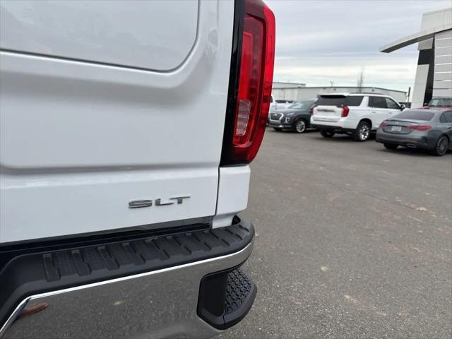 2026 GMC Sierra 1500 Crew Cab, Short Bed, SLT, 4WD