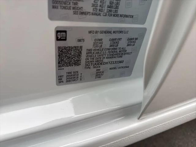 2026 GMC Sierra 1500 Crew Cab, Short Bed, SLT, 4WD