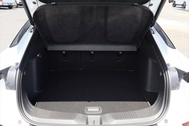 2026 Buick NV Preferred FWD