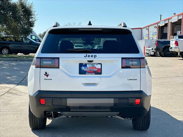 2026 Jeep Cherokee Laredo 4x4