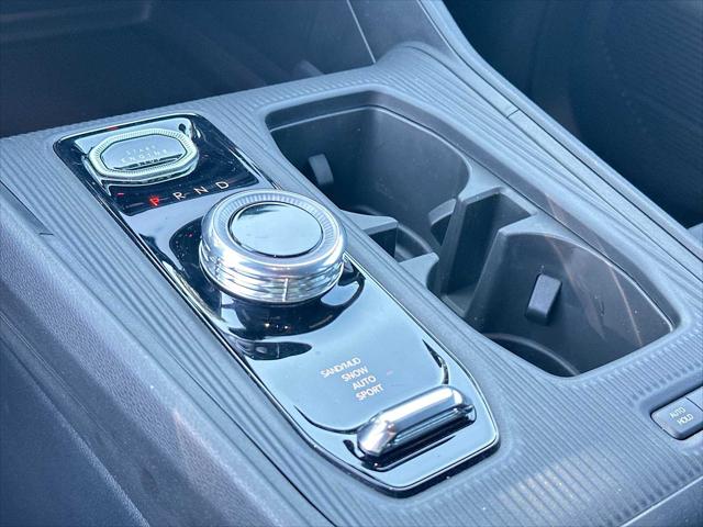 2026 Jeep Cherokee Laredo 4x4