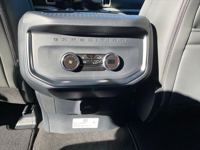 2026 Ford Expedition Max Active MAX