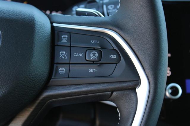 2026 Jeep Grand Cherokee Altitude 4x4