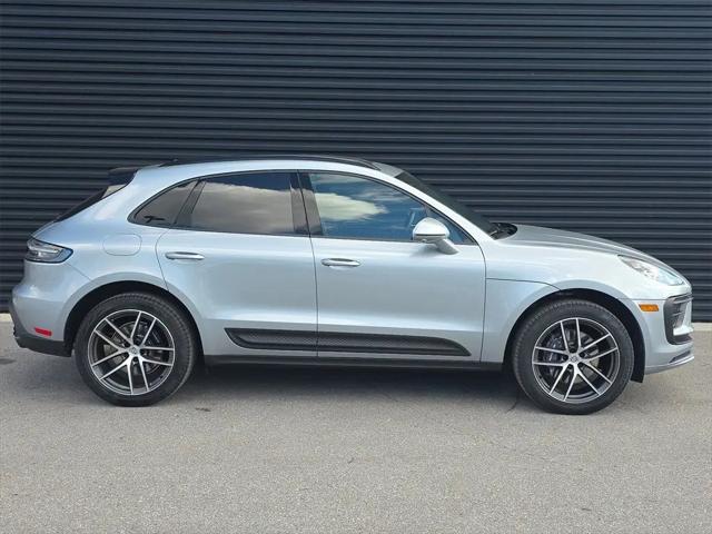 2025 Porsche Macan Macan