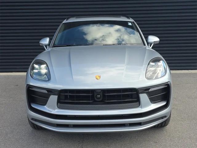 2025 Porsche Macan Macan