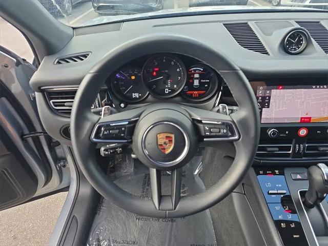 2025 Porsche Macan Macan