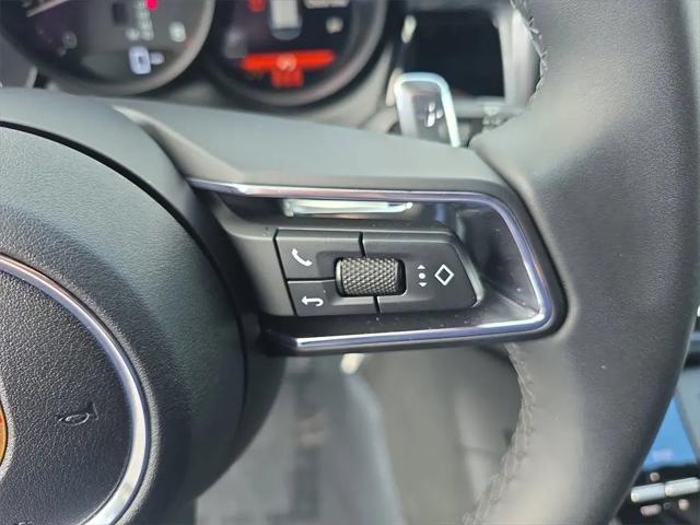 2025 Porsche Macan Macan