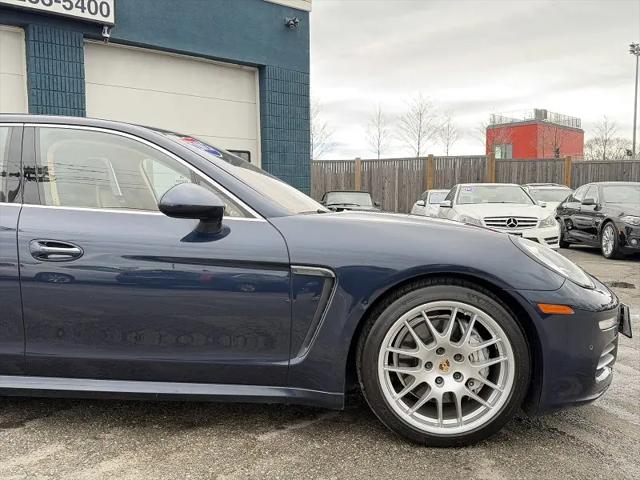 2015 Porsche Panamera 4S Executive