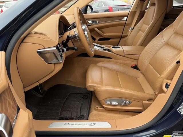 2015 Porsche Panamera 4S Executive