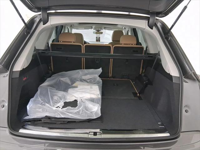 2026 Audi Q7 Premium TFSI quattro tiptronic