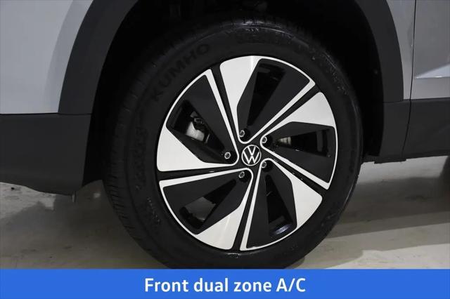 2026 Volkswagen Taos SE