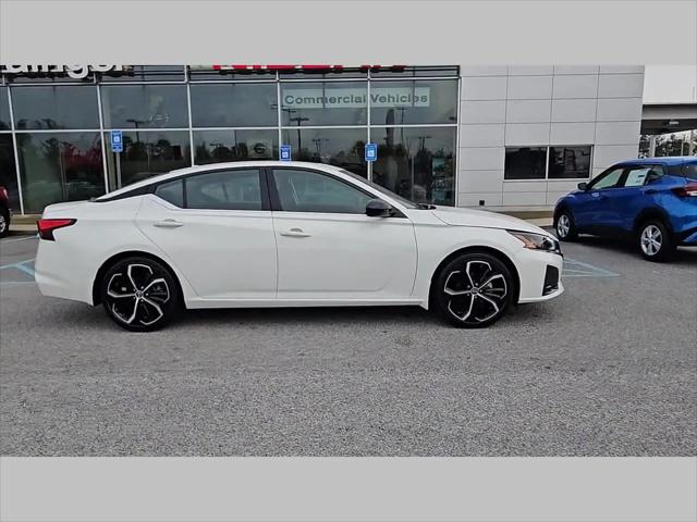 2024 Nissan Altima SR FWD