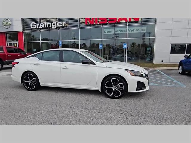 2024 Nissan Altima SR FWD