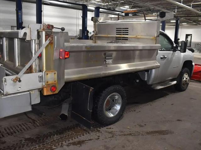 2011 Chevrolet Silverado 3500HD LT1
