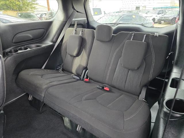 2024 Chrysler Pacifica Touring