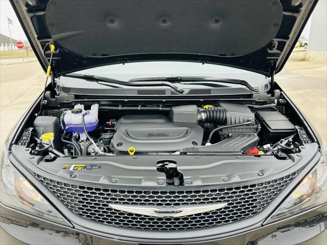 2026 Chrysler Voyager LX