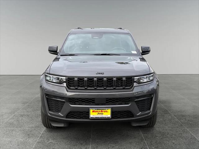 2026 Jeep Grand Cherokee Altitude 4x2