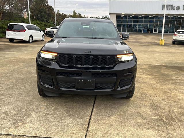 2023 Jeep Grand Cherokee L Altitude 4x4