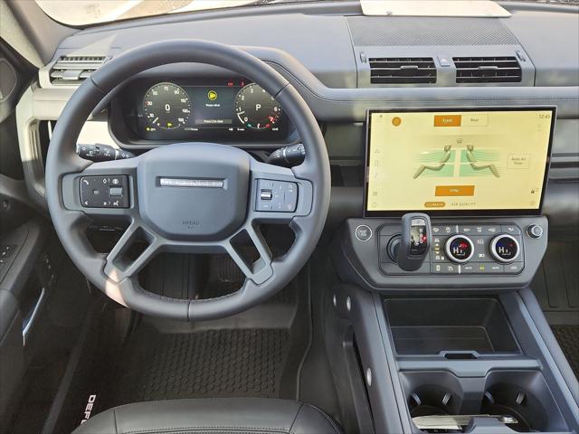 2026 Land Rover Defender P500 X-Dynamic SE