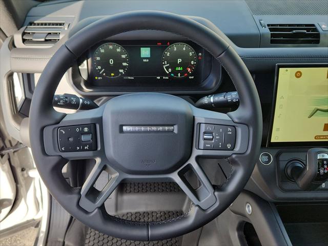 2026 Land Rover Defender P500 X-Dynamic SE