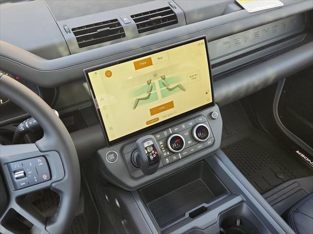 2026 Land Rover Defender P500 X-Dynamic SE