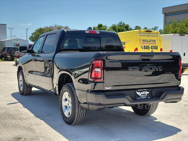 2025 RAM Ram 1500 RAM 1500 TRADESMAN CREW CAB 4X2 57 BOX