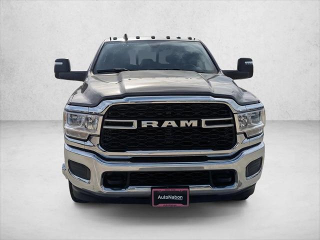 2024 RAM 3500 Tradesman Crew Cab 4x4 8 Box