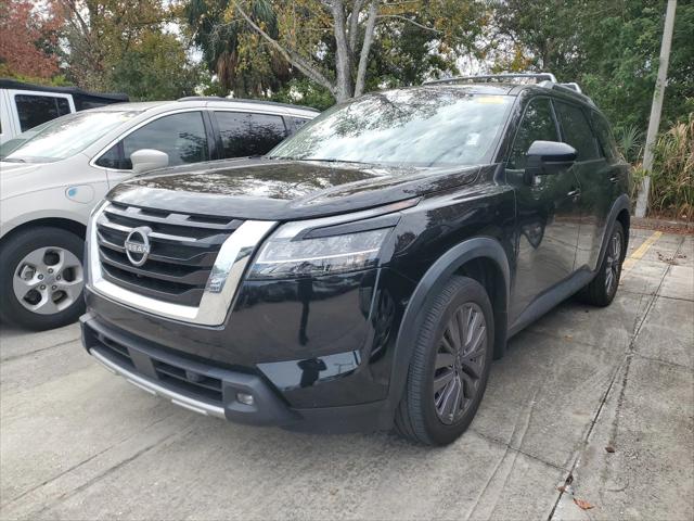 2022 Nissan Pathfinder SL 2WD
