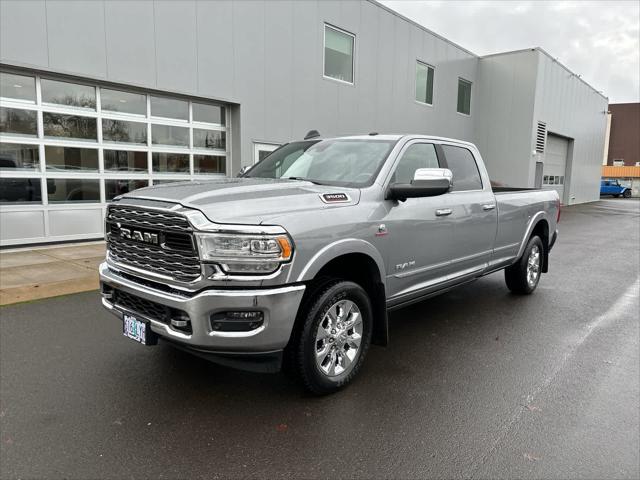 2019 RAM 3500 Limited Crew Cab 4x4 8 Box