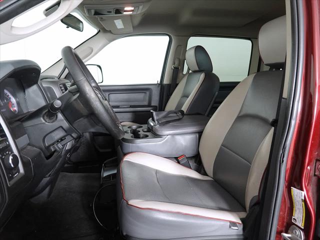 2017 RAM 2500 Tradesman Crew Cab 4x4 64 Box